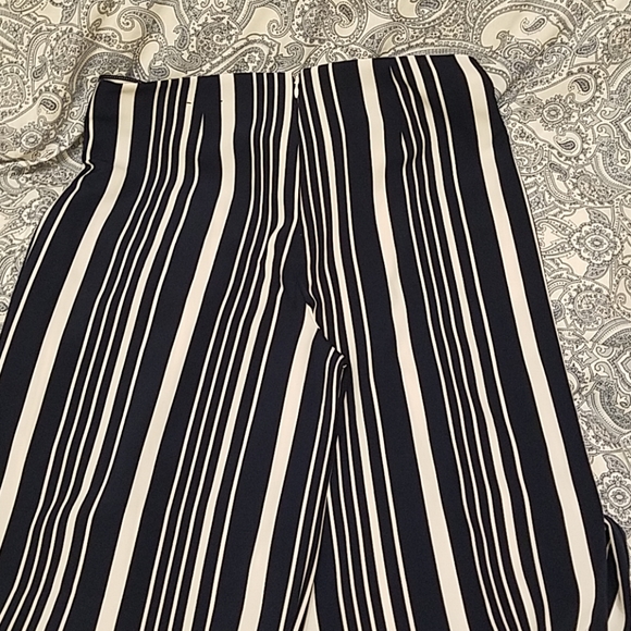 Fun flowing womens pants size 10 - Picture 4 of 4